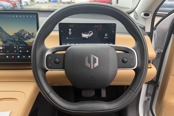 2025 Leapmotor C10 B11 REEV Ultra Hybrid Design Wagon Image 19