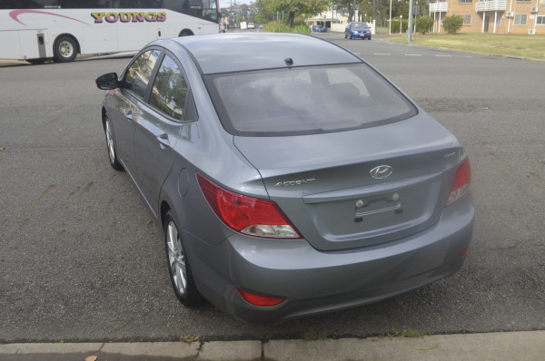 2018 Hyundai Accent RB Sport Sedan Image 5