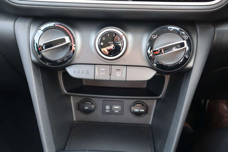 2019 Hyundai KONA OS.2 Active SUV Image 18