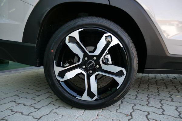 2025 MY26 KGM Torres J140 Hybrid K30 SUV Image 6
