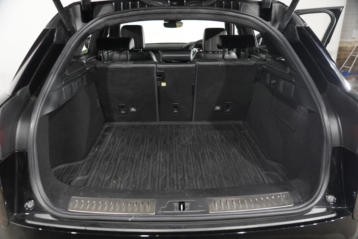 2019 Land Rover Range Rover Velar L560 P550 SVAutobiography Dynamic SUV