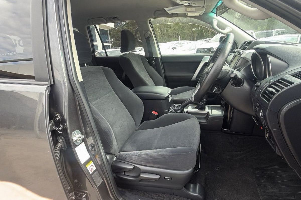 2014 Toyota LandCruiser Prado GDJ150R Altitude SUV Image 23