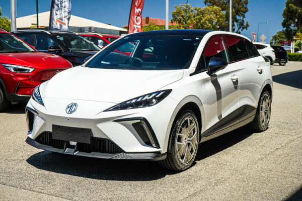 2024 MG MG4 MEH32 Essence 64 Hatch Image 4