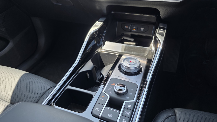 2025 Kia Sorento MQ4 PE Sport+ SUV Image 16
