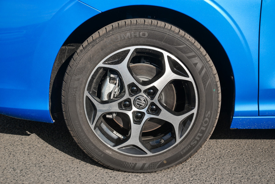 2024 MY24.5 MG MG3 ZP22 Essence Hybrid+ Hatch Image 24