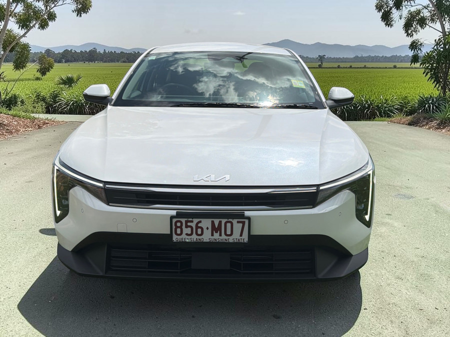 2025 Kia K4 CL4m Sport Sedan Image 2