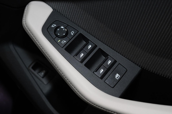 2025 BMW 1 Series F70 M135 xDrive Hatch image 21