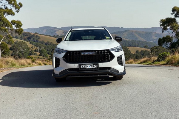 2026 GWM Haval Jolion A02 Vanta Hybrid SUV Image 2