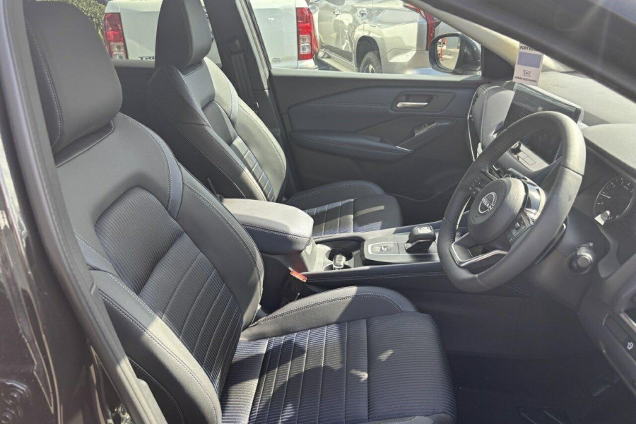 2024 Nissan QASHQAI J12 ST-L SUV Image 14