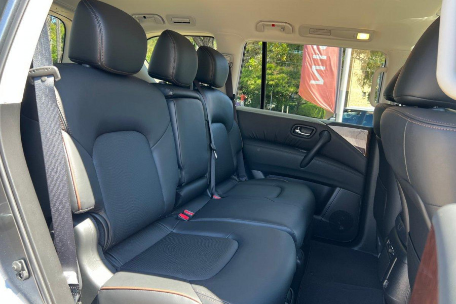 2024 Nissan Patrol Y62 Series 5 Ti-L SUV Image 11