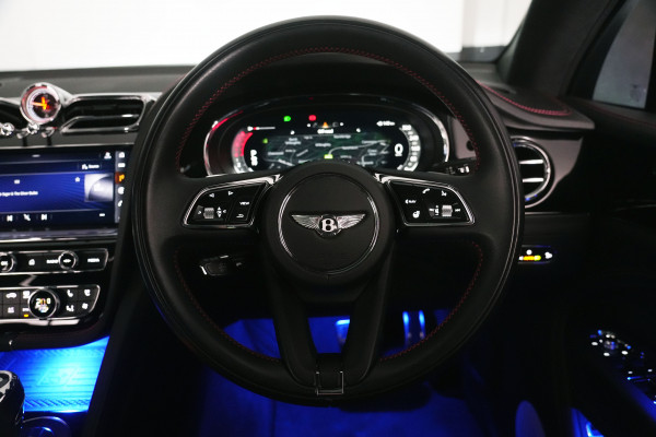 2024 Bentley Bentayga V8 SUV Image 17
