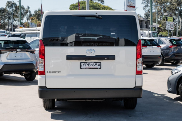 2024 Toyota HiAce GDH300R  Van Image 5
