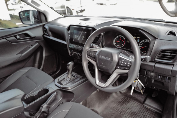 2020 MY21 Isuzu D-MAX RG SX Cab Chassis Image 5