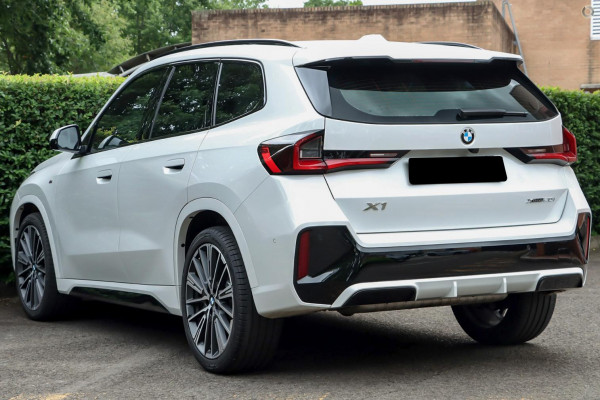 2026 BMW X1 U11 xDrive20i M Sport SUV image 4