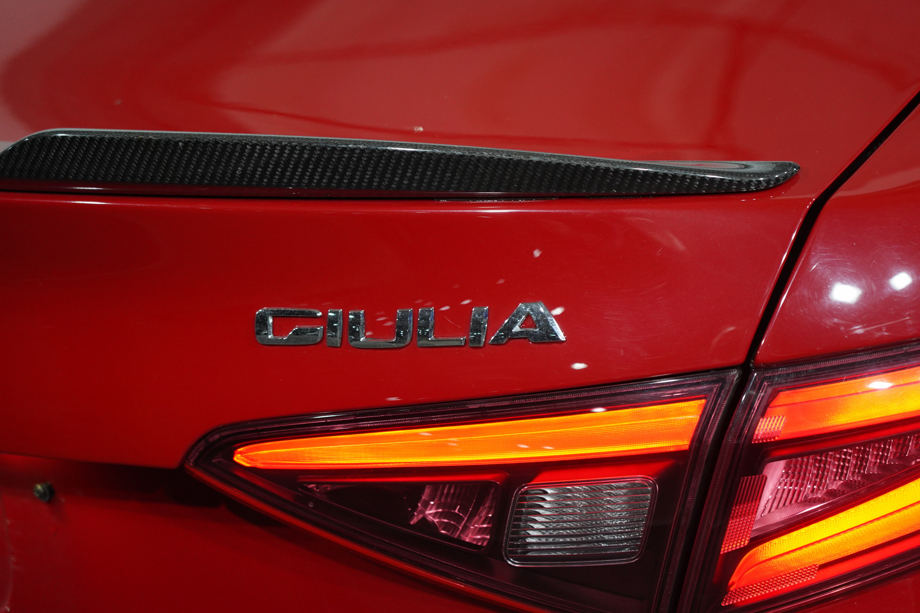 2017 Alfa Romeo Giulia Quadrifoglio (Qv) Sedan Image 9