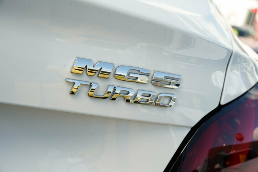 2024 MG MG5 AP32 Essence Sedan Image 7