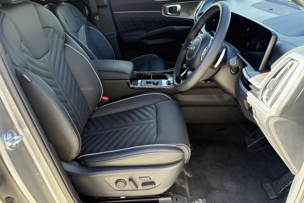 2025 Kia Sorento MQ4 PE GT-Line SUV Image 9