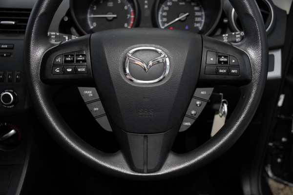 2013 Mazda 3 Neo Hatch Image 11