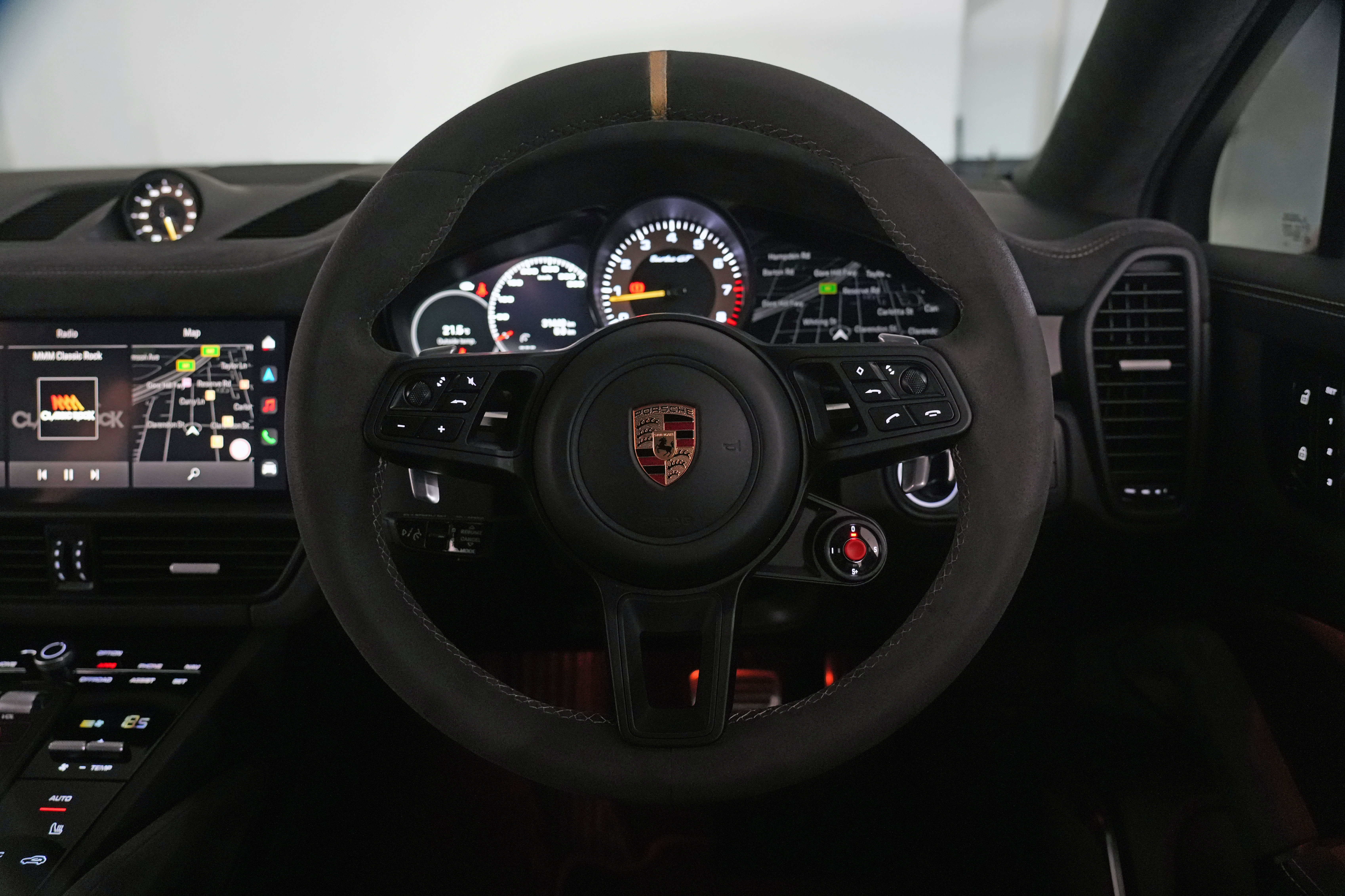 2022 Porsche Cayenne Turbo GT Coupe Image 35