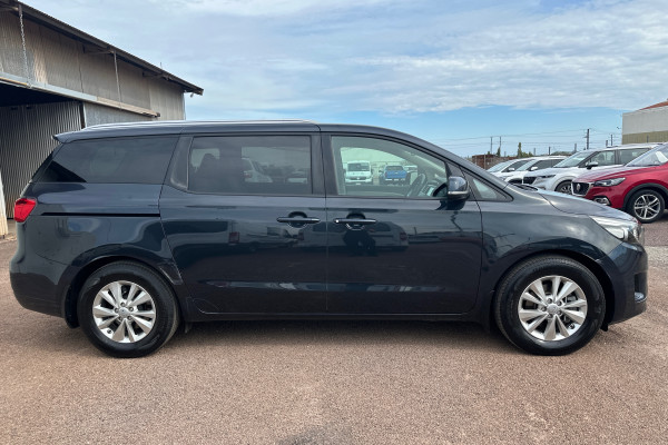 2016 Kia Carnival YP Si SUV