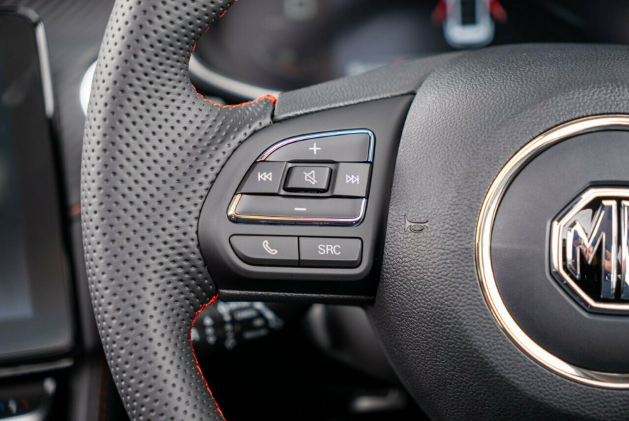 2024 MG ZST S13 Essence SUV Image 11