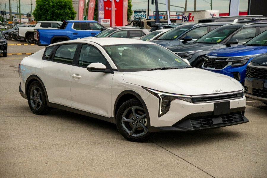 2026 Kia K4 CL4m S Sedan Image 1