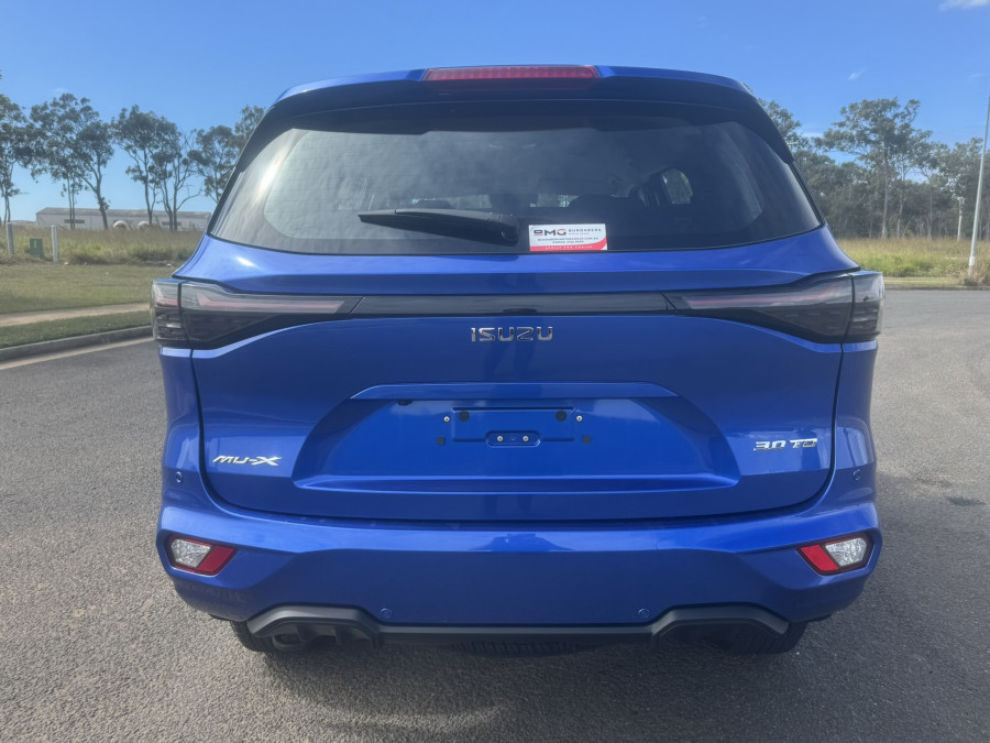 2026 Isuzu MU-X RJ LS-M SUV Image 4