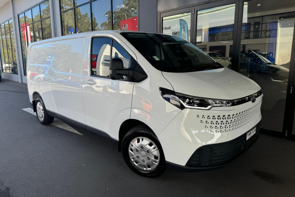 2024 LDV Deliver 7   Van