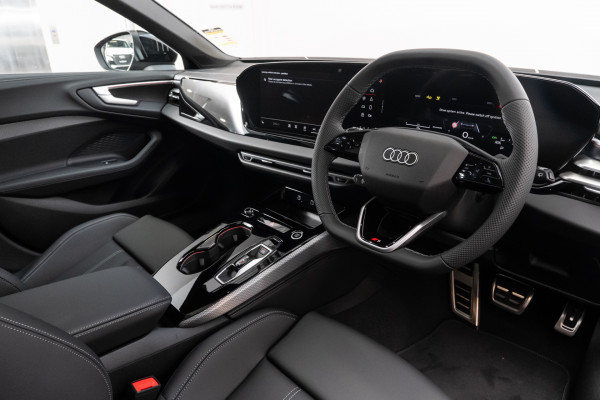 2025 Audi A5 B10 TFSI 200kW S line Wagon image 7