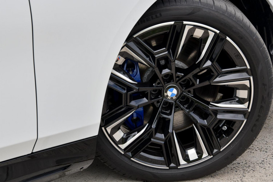 2025 BMW i5 G61 M60 xDrive Wagon