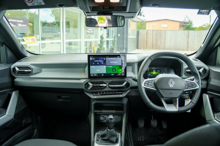 2025 Renault Duster X1311 Evolution SUV Image 19