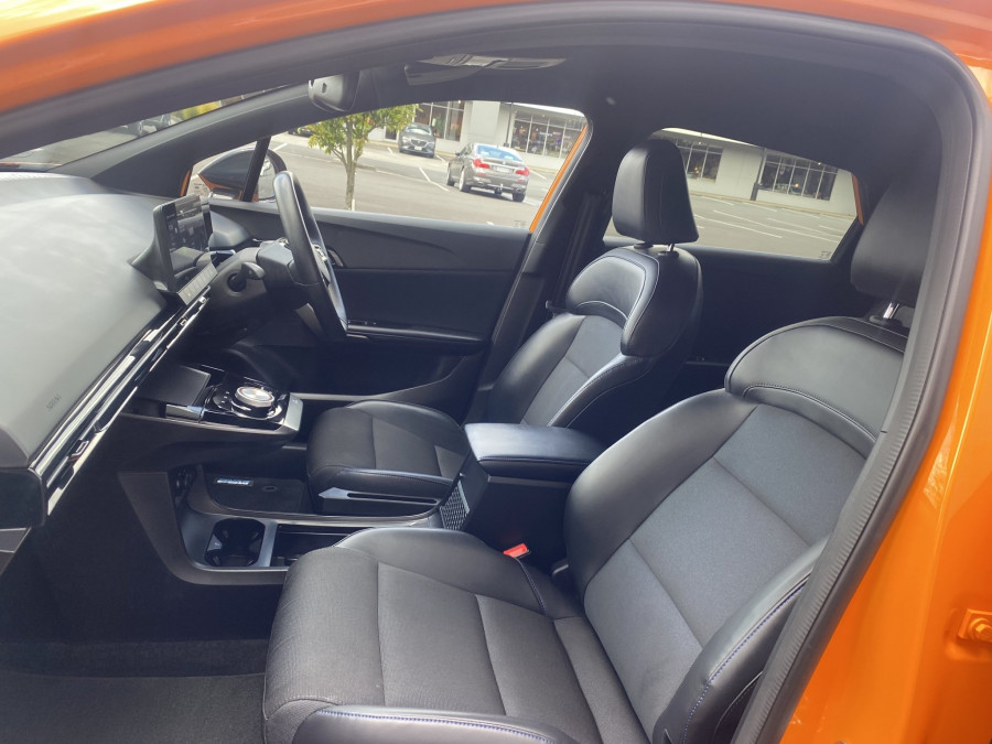 2024 MG MG4 Essence 64 Hatch Image 12