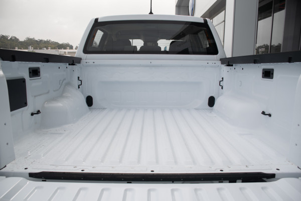 2025 Volkswagen Amarok NF TDI405 Core Ute Image 19