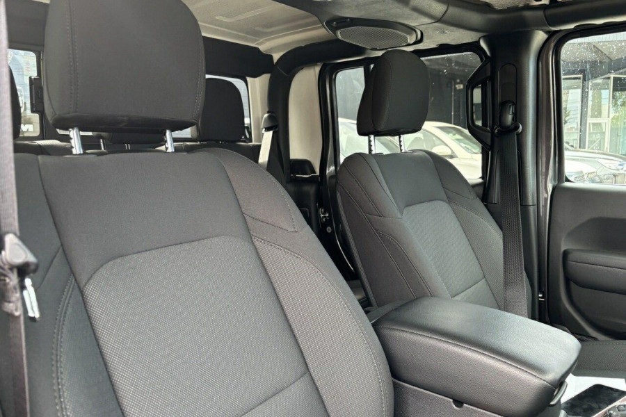 2023 Jeep Gladiator JT Night Eagle Pickup Image 15