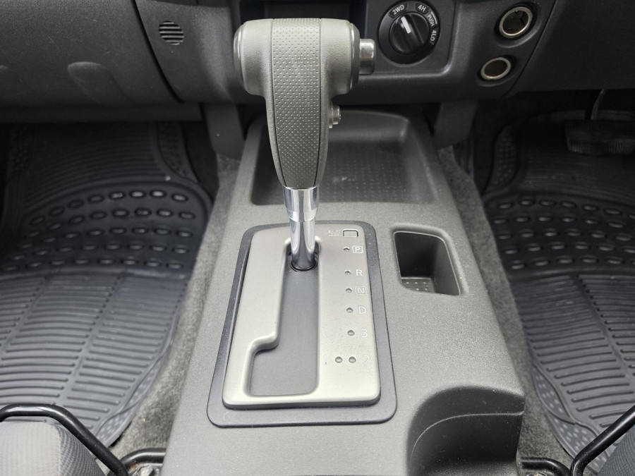 2015 MY14 Nissan Navara D40 Series 8 Silverline SE Dual Cab Pickup Image 19