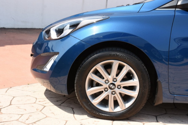 2013 MY14 Hyundai Elantra MD3 Trophy Sedan Image 5