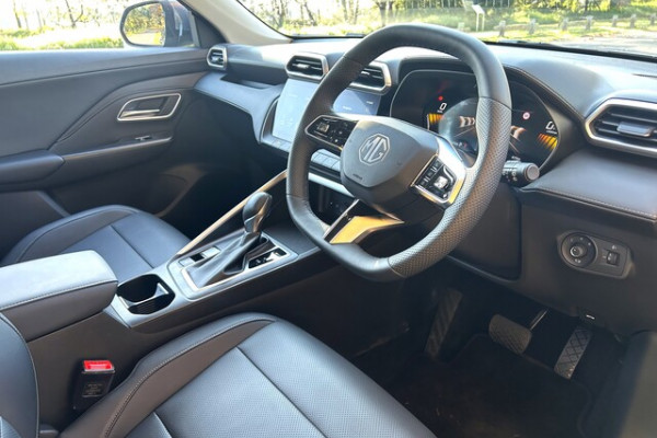 2025 MG ZS MGNZSCVTESSE Essence SUV