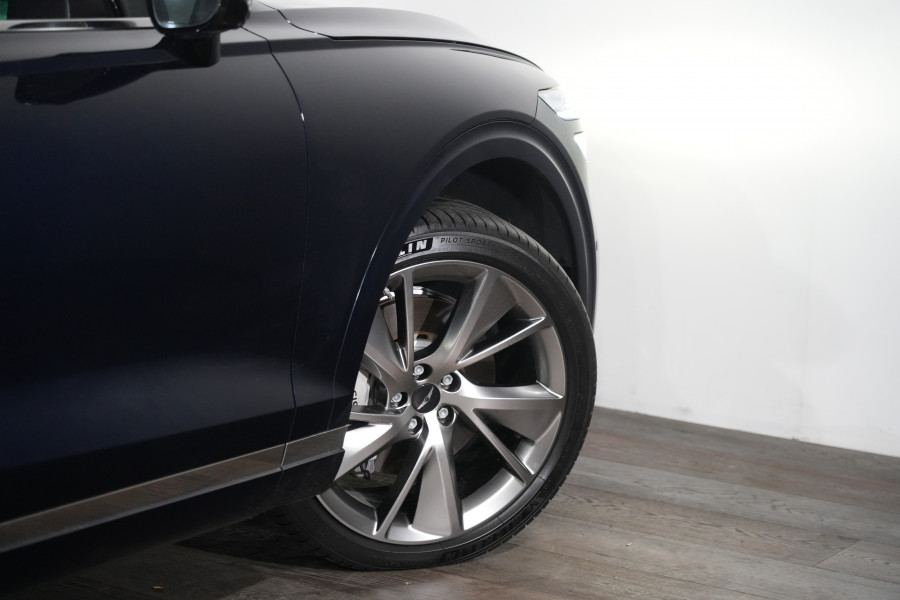 2024 Genesis GV70 2.5T SIGNATURE SUV Image 10