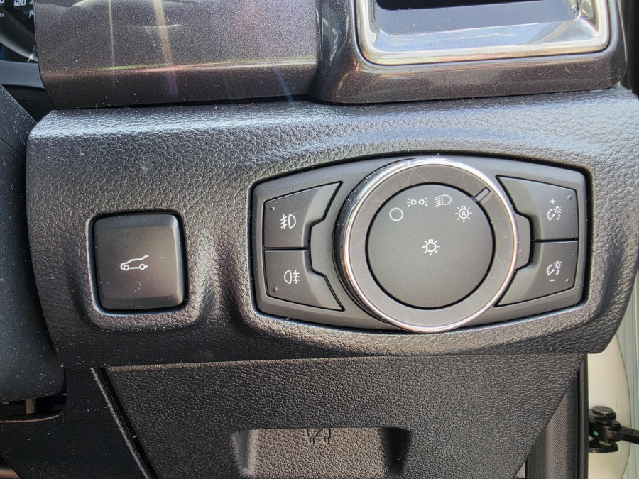 2019 Ford Everest UAII Titanium SUV Image 25
