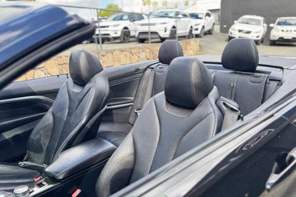 2014 BMW 4 Series F33 420i M Sport Convertible Image 4