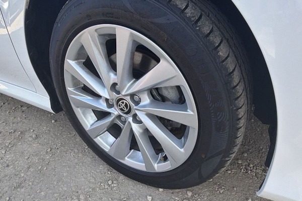 2024 Toyota Camry AXVH70R Ascent Sedan Image 10