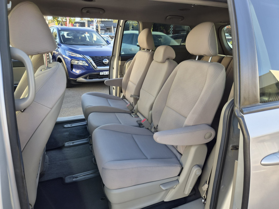2020 Kia Carnival YP S Van Image 13