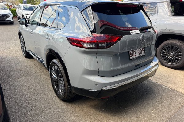 2025 MY26 Nissan X-Trail T33 Ti-L SUV Image 5