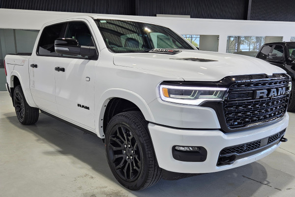 2025 Ram 1500 LIMITED Ute