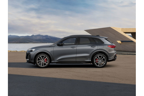 2026 MY25 Audi Q5 GU e-hybrid 270kW SUV Image 3