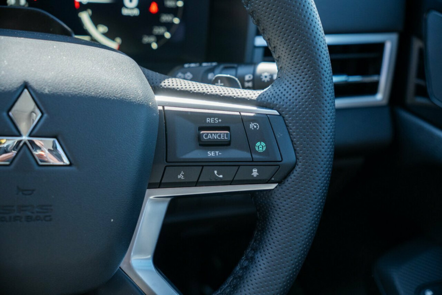 2025 Mitsubishi Outlander ZM Aspire SUV Image 13