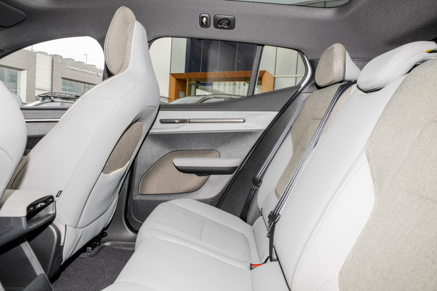 2026 MY25 Volvo EX30  Single Motor Extended Range Ultra SUV Image 9
