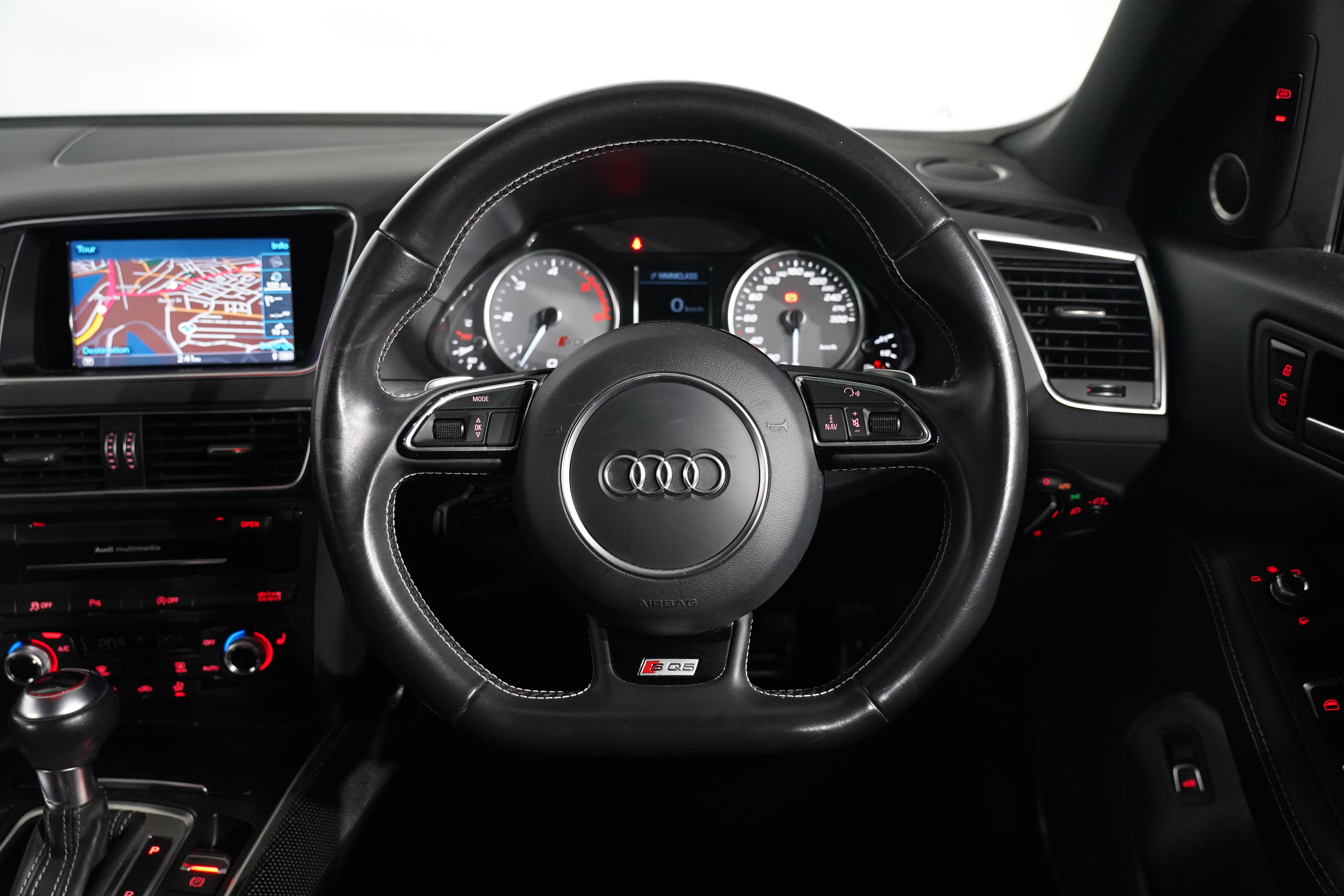 2016 Audi Sq5 Audi Sq5 3.0 Tdi Quattro Auto 3.0 Tdi Quattro SUV Image 13