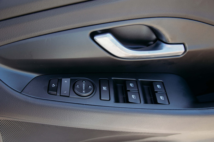 2024 MY25 Hyundai i30 PDe.V6  N Line Hatch Image 31