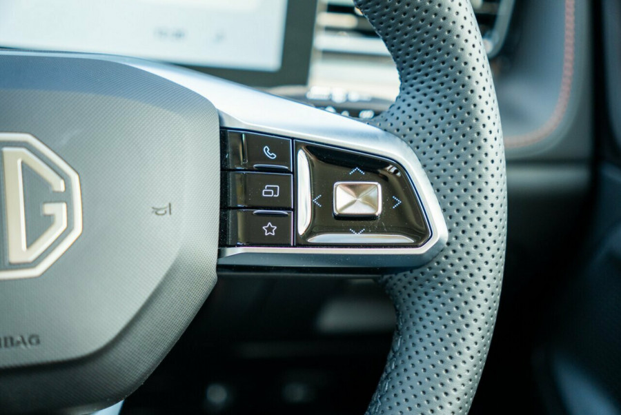 2024 MY24.5 MG HS AS33 Vibe SUV Image 12